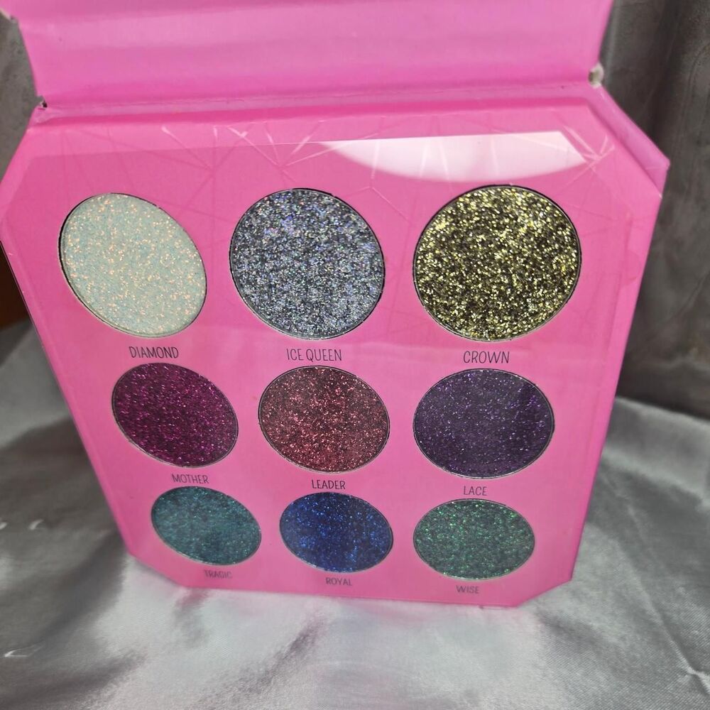 Profusion glitter eyeshadow palette